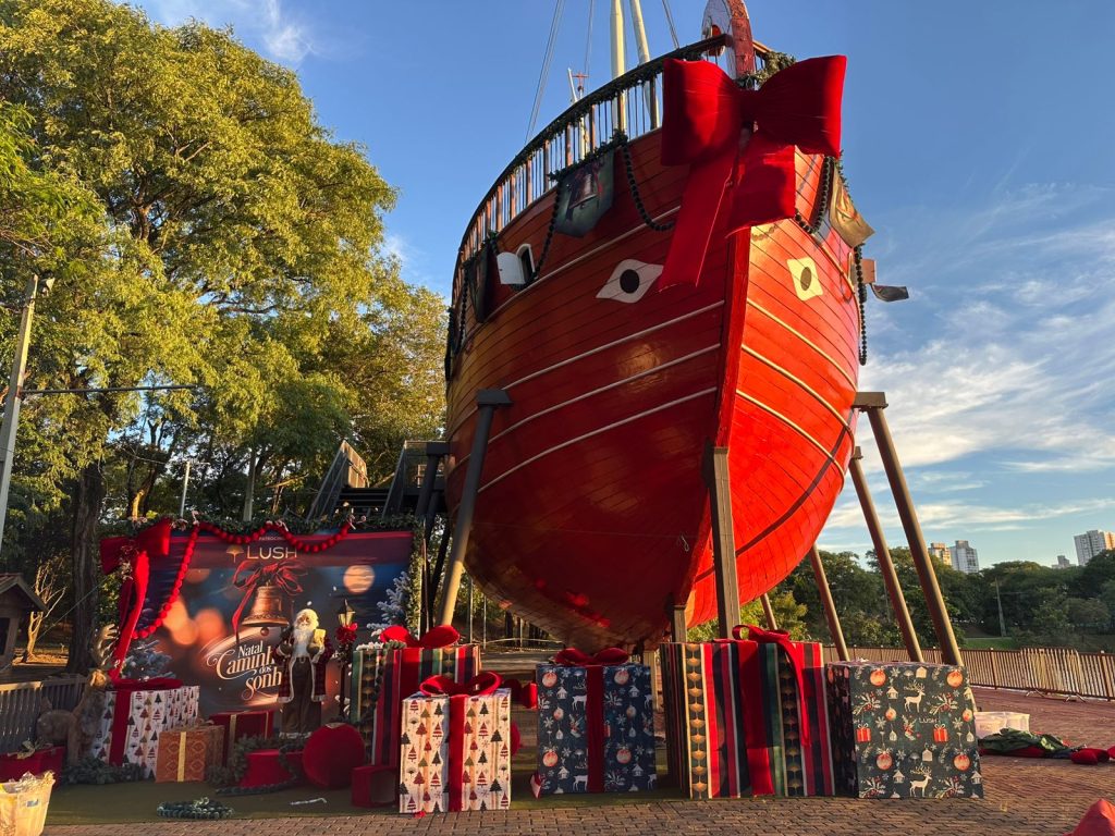 Caravela da Lagoa do Taquaral recebe decoração de Natal com espaço para fotos – caravela-da-lagoa do-taquaral-recebe-decoracao-de-natal-com-espaco-para-fotos-–