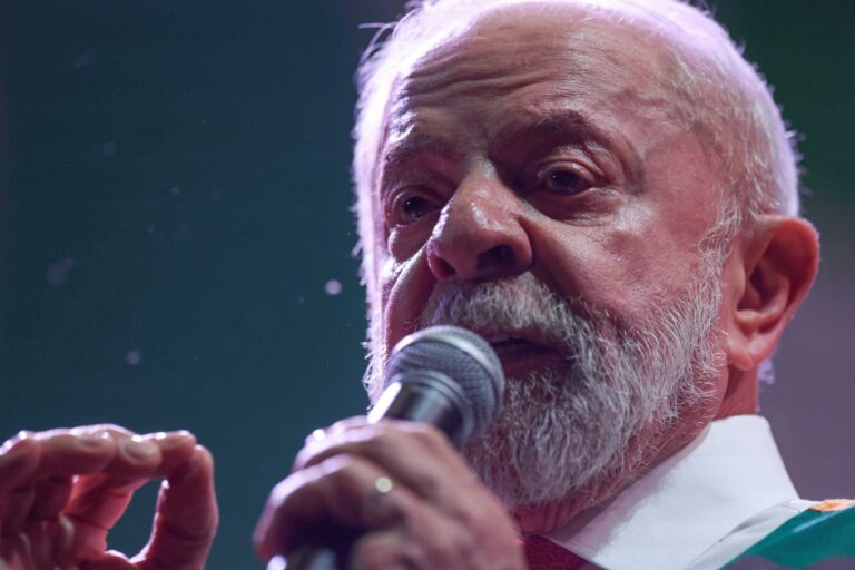 Lula ignora relação abalada e se diz “muito grato” ao Congresso lula-ignora-relacao-abalada-e-se-diz-“muito-grato”-ao-congresso