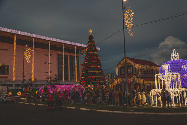 natal-magia-e-alegria-transforma-o-parque-brasil-500-em-um-grande-cenario-natalino