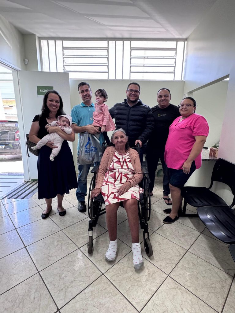 prefeitura-entrega-45-orteses-e-garante-mais-qualidade-de-vida-aos-paulinenses