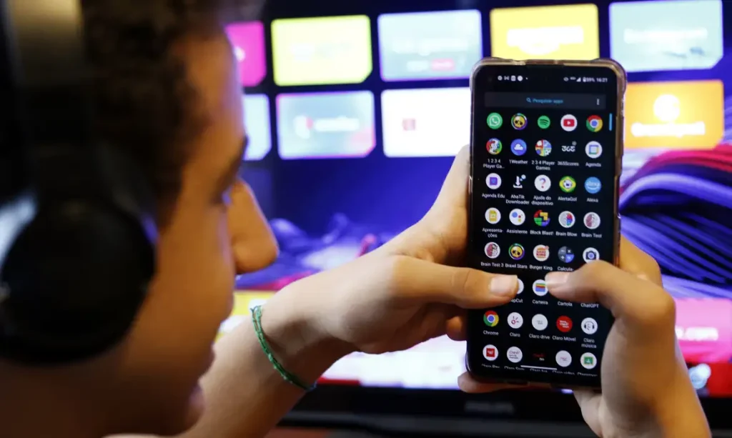 denuncias-de-pedofilia-na-internet-pelo-disque-100-aumentam-em-agosto
