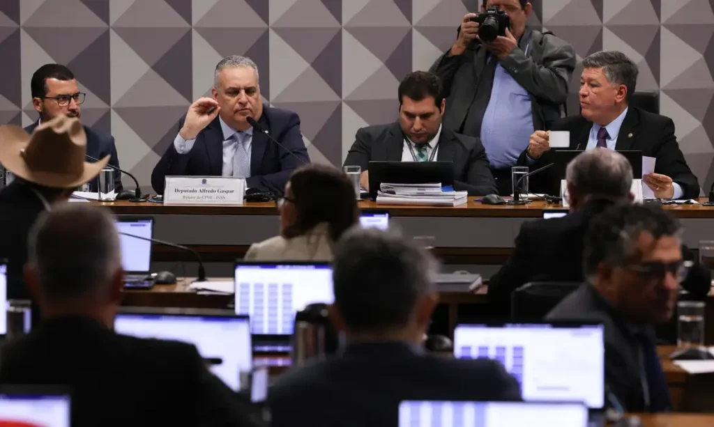 cpmi-do-inss-rejeita-convocar-lulinha-e-o-ministro-jorge-messias