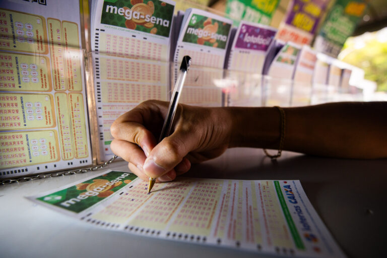 loterias:-confira-dezenas-da-quina-6914-e-sorteios-de-hoje-(29/12)