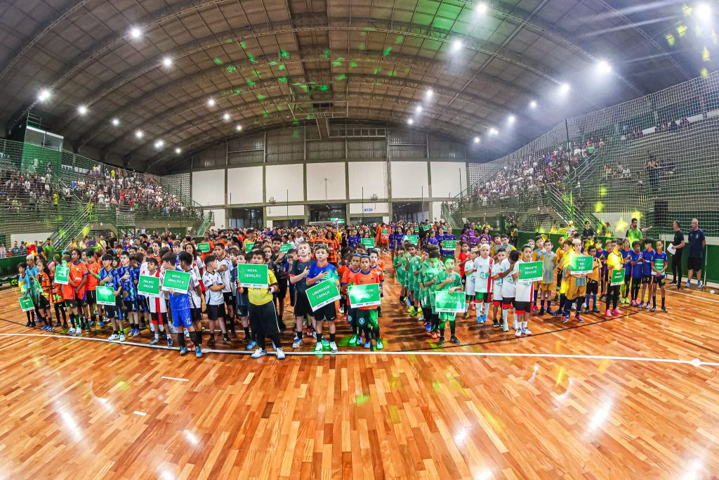 paulinia-da-o-pontape-inicial-no-maior-campeonato-de-futsal-da-regiao