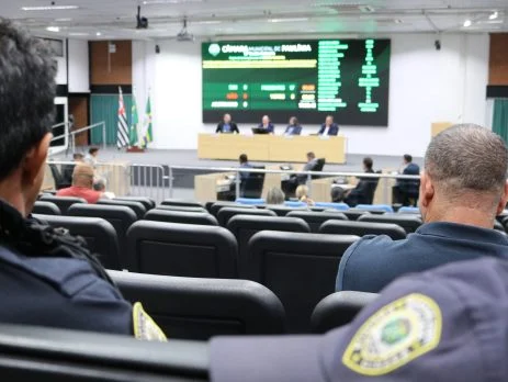 paulinia-aprova-novo-estatuto-da-gcm-e-projetos-voltados-a-seguranca,-alimentacao-e-saude