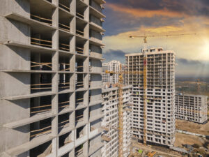 alta-nos-custos-e-incertezas-globais-preocupam-setor-da-construcao,-aponta-sinduscon-sp