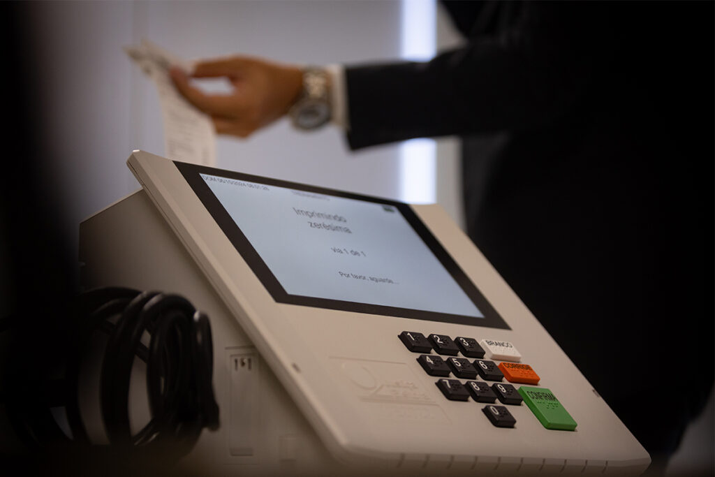 datafolha:-50%-veem-chance-de-interferencia-estrangeira-nas-eleicoes