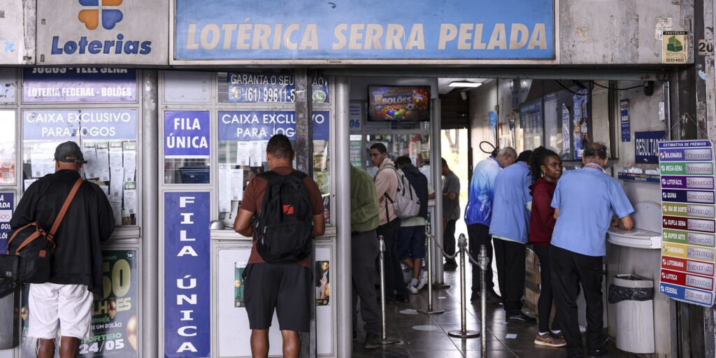 Mega-Sena sorteia prêmio de R$ 28 milhões domingo agora mega-sena-sorteia-premio-de-r$-28-milhoes-neste-domingo
