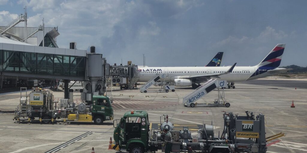 Petrobras reajusta preço médio do querosene de aviação em 11,76% petrobras-reajusta-preco-medio-do-querosene-de-aviacao-em-11,76%